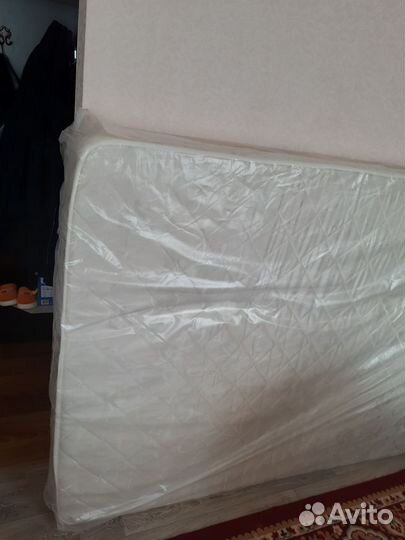 Матрас 140х200 бу