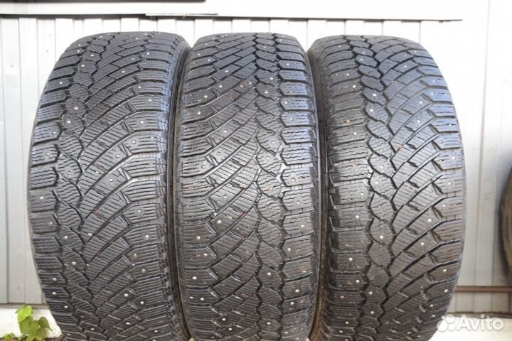Gislaved Nord Frost 200 SUV 235/55 R18 104T