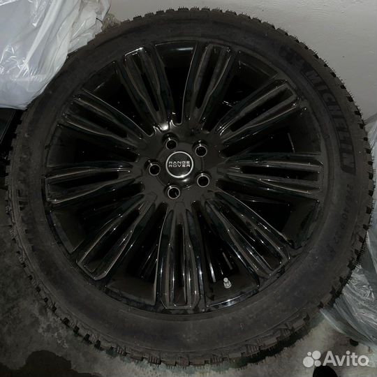 Колеса Range Rover/Michelin X-Ice North 4 SUV R22