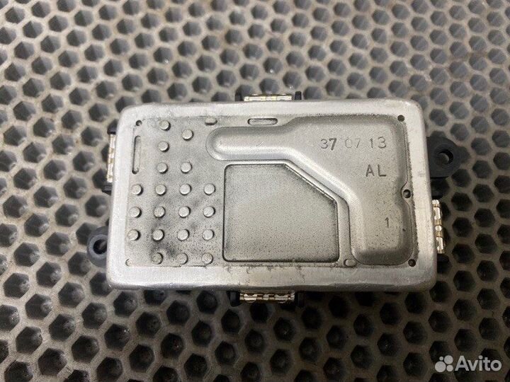 Реле вентилятора печки Mercedes-Benz E-Class W212