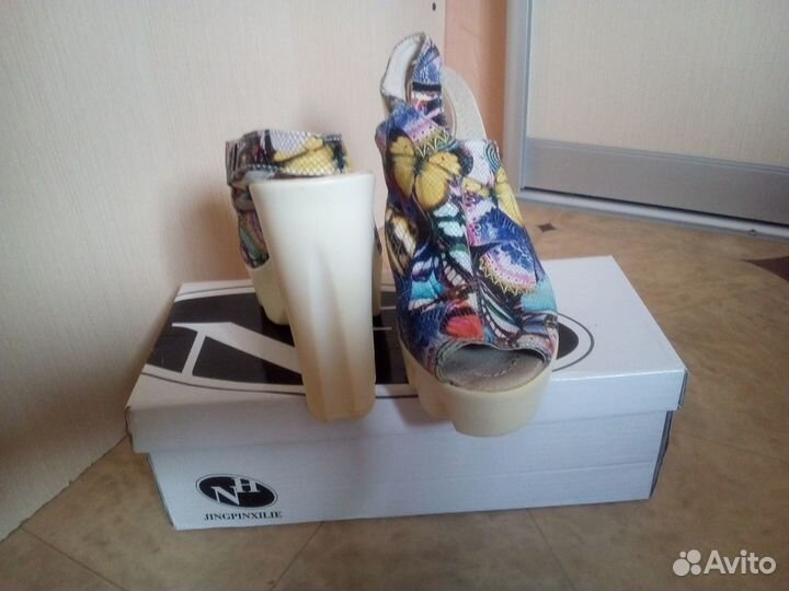 Новые босоножки нат.кожа