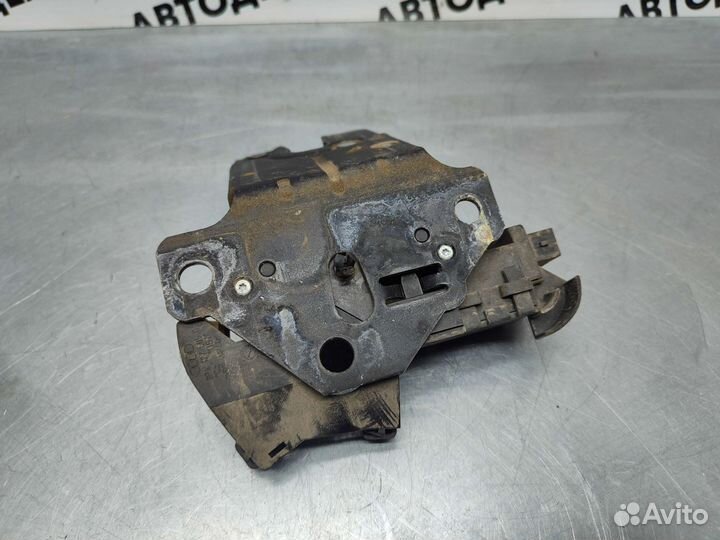 Замок багажника Audi A6 (C6) tfsi 2008 г.в