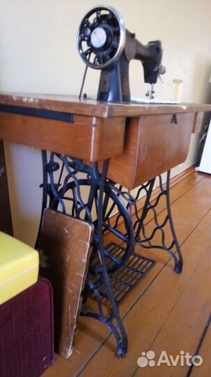 Швейная машина Подольск