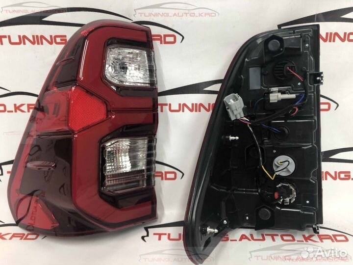 Стоп сигналы Toyota Hilux PickUp с16г