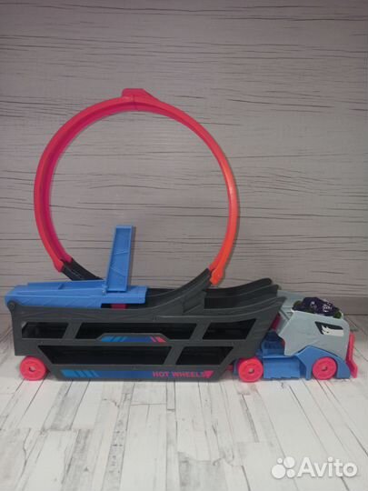 Hot Wheels петля(катапульта)