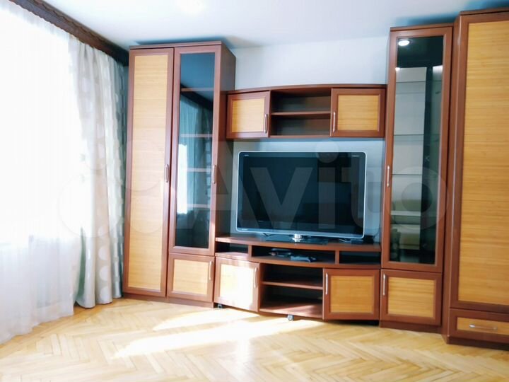 2-к. квартира, 55 м², 2/9 эт.