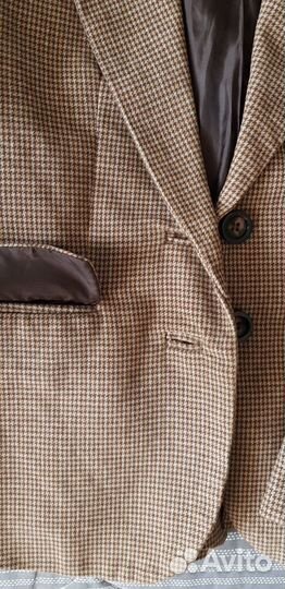 Продам пиджак для девочки