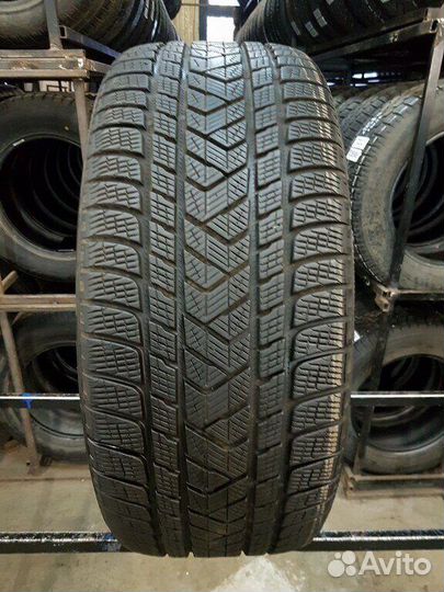 Pirelli Scorpion Winter 275/45 R21