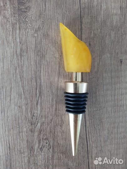 Пробка с натуральным Балтийским янтарем