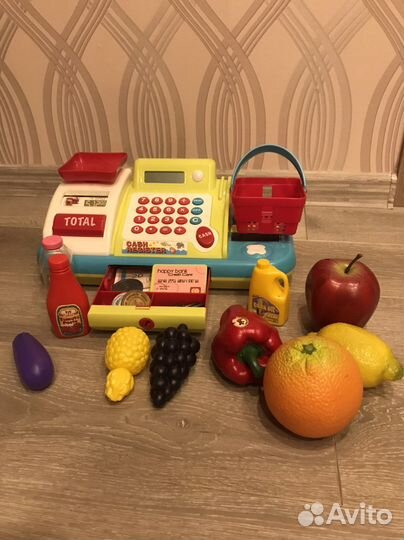 Игрушечная касса