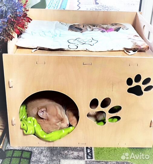 Домик для кошки; домик для собаки