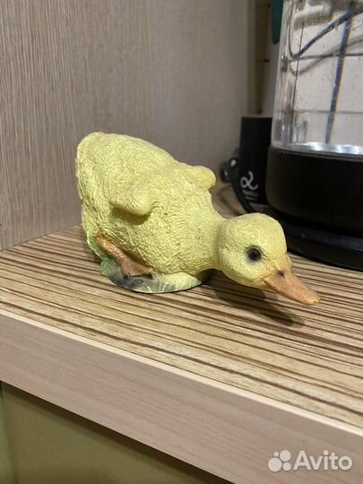 Статуэтка Утенок