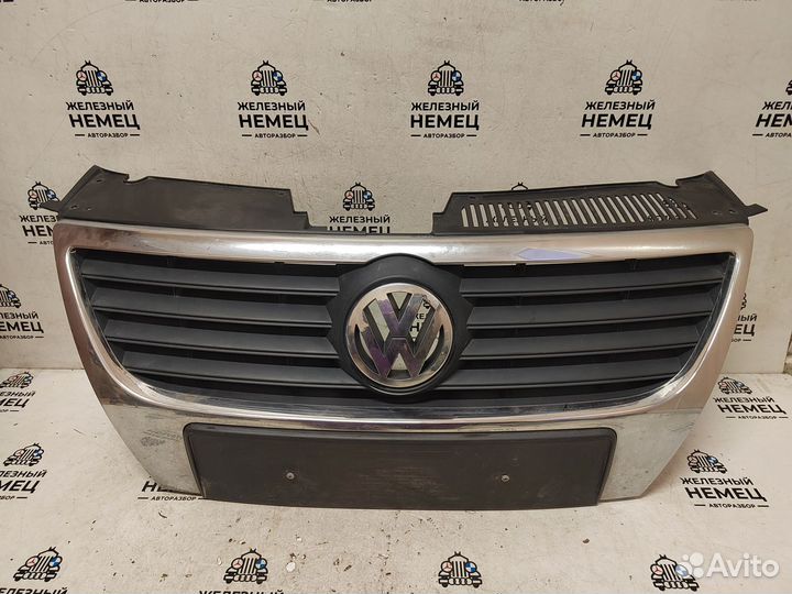Решетка радиатора Volkswagen Passat B6