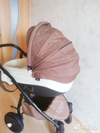 Коляска Zippy 2 в 1