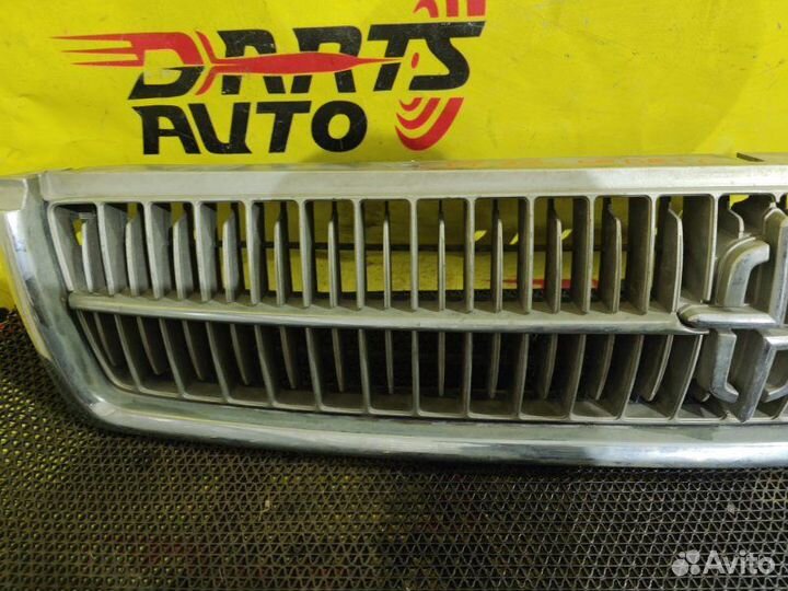 Решетка радиатора Nissan Cedric PY32 VG30E