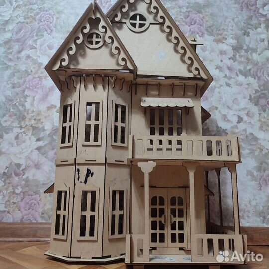 Кукольный домик б/у