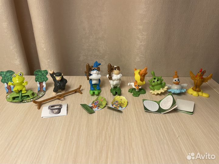 Игрушка из киндер пасхальной серии