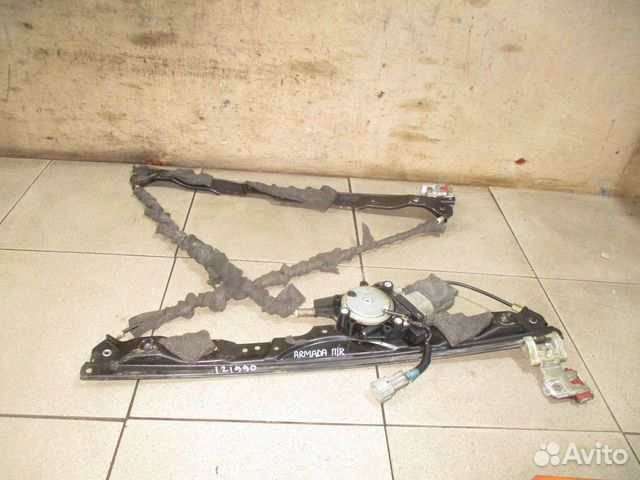 Стеклоподъемник передний правый Nissan Armada