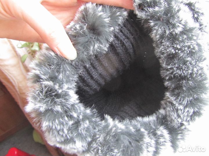 Шапка зимняя вязаная с мехом кролика