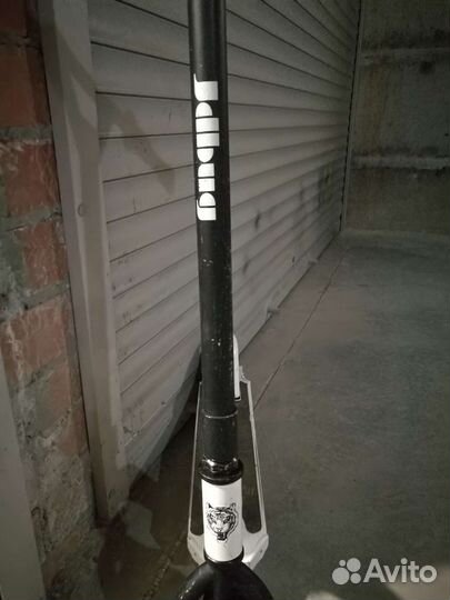 Самокат трюковый