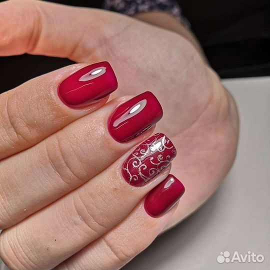 Маникюр. Педикюр