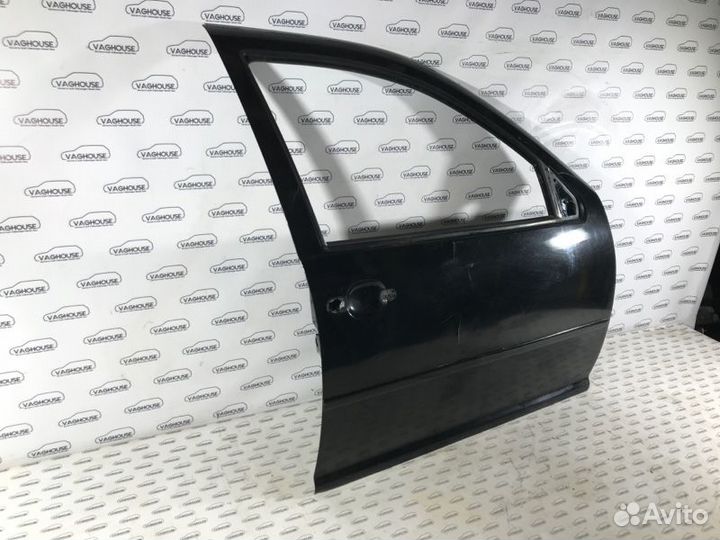Дверь передняя правая Volkswagen Golf MK4 1.6 AKL