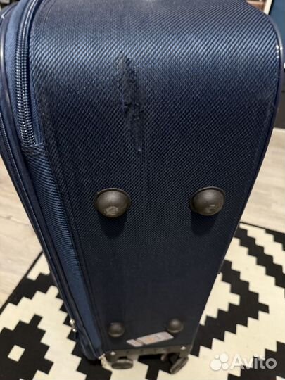 Чемодан на колесах