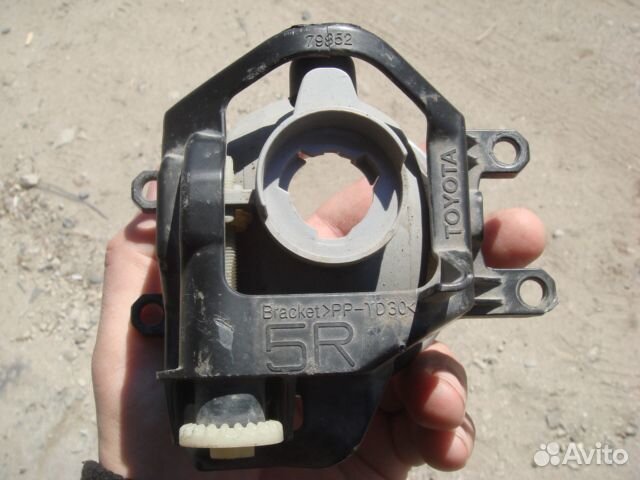 Тойота Лексус Фара противотуманная Правая Lexus To