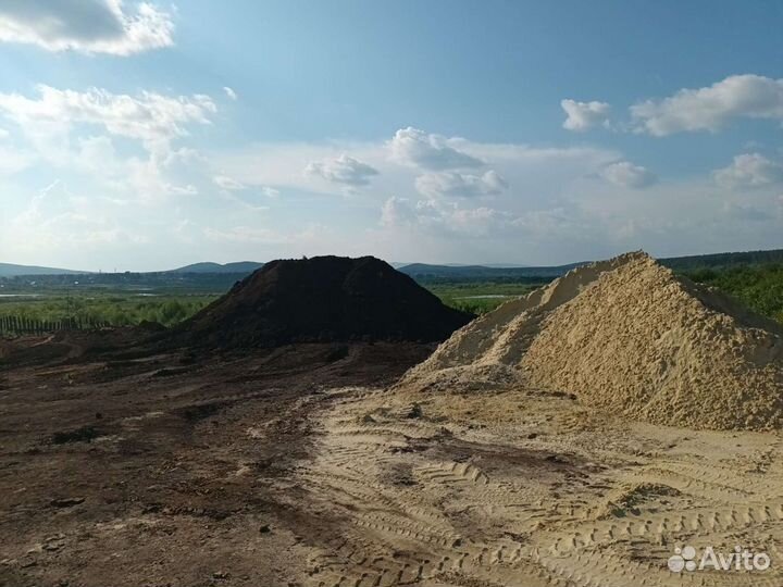 Чернозем в мешках и валом