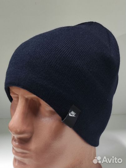 Мужская шапка классическая