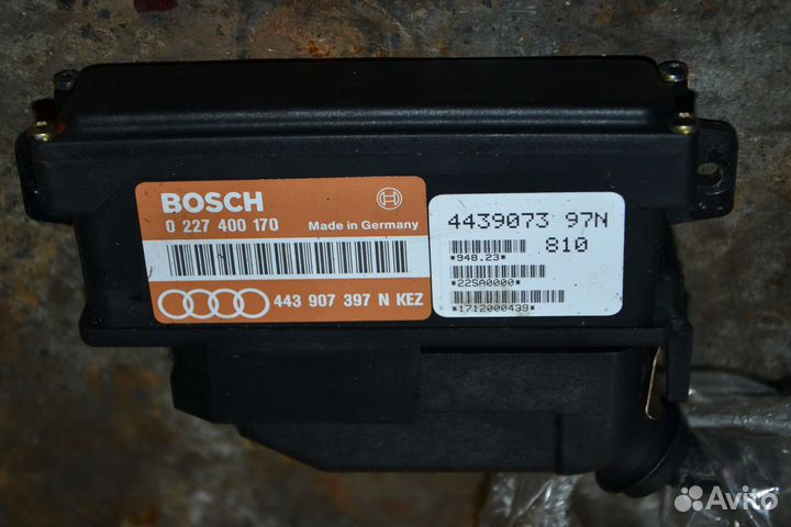 Блок управления двигателя ECU Ауди 100 1985г 2.2л