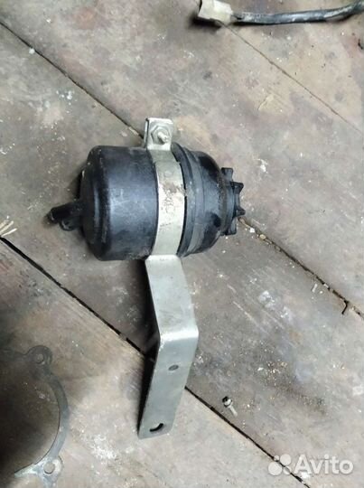 Бачок Гура на Ваз Лада Приора