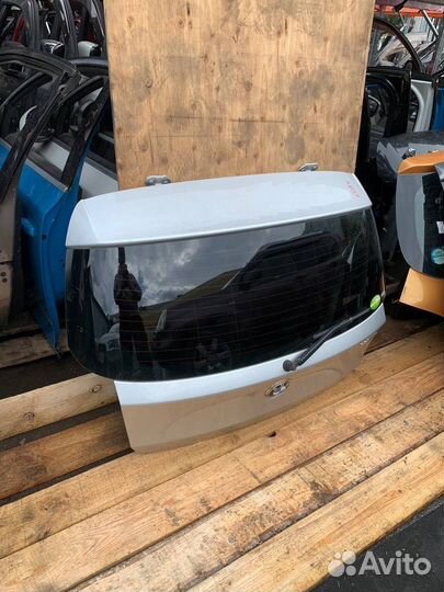 Крышка дверь багажника бмв Е87 BMW 1-series E87