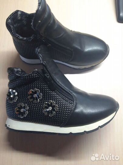Ботинки для девочки р.29