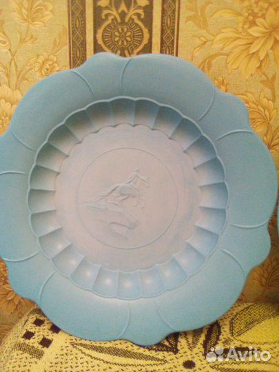 Кофейник, тарелки декоративные 60-70г СССР