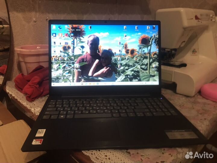 Продам ноутбук новый