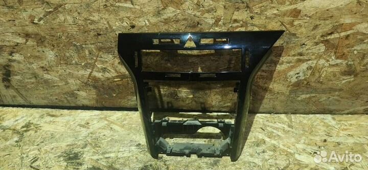 Накладка декоративная Opel Astra H 2004-2014