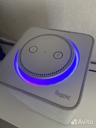 Колонка яндекс станция с алисой