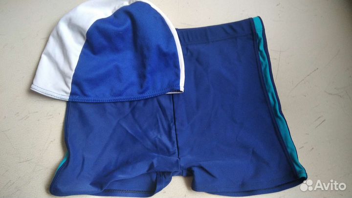 Плавки и шапочки