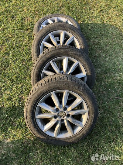 Nokian Tyres Hakkapeliitta 7 215/55 R16 97T