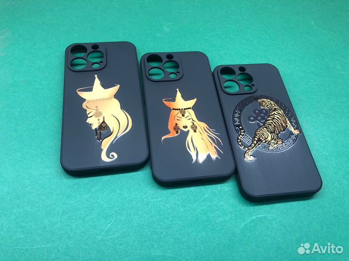 Чехол на iPhone 13 pro