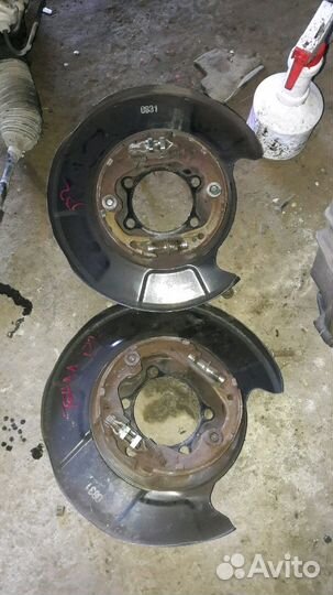 Механизм ручника на Ниссан Тиана J32 07-12