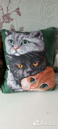 Коты- подушки