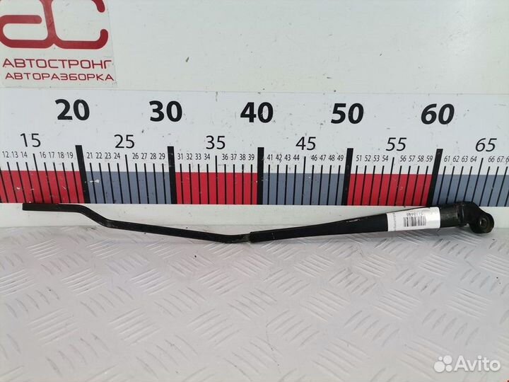 Щеткодержатель (поводок стеклоочистителя, дворник)