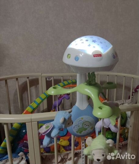 Музыкальная карусель на кроватку