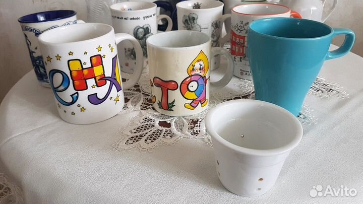 Чашки, бокалы, кружки, заварочный чайник, молочник