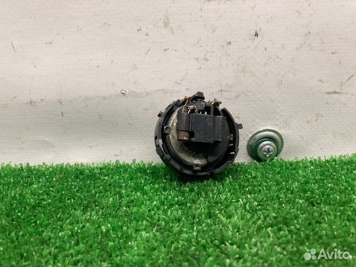 Динамик Mercedes-Benz C-class