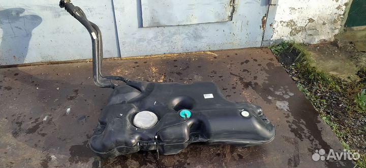 Бак топливный Ниссан Альмера G15