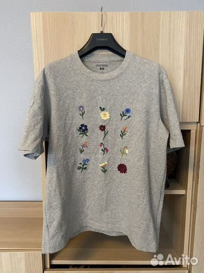 Футболка uniqlo jw anderson