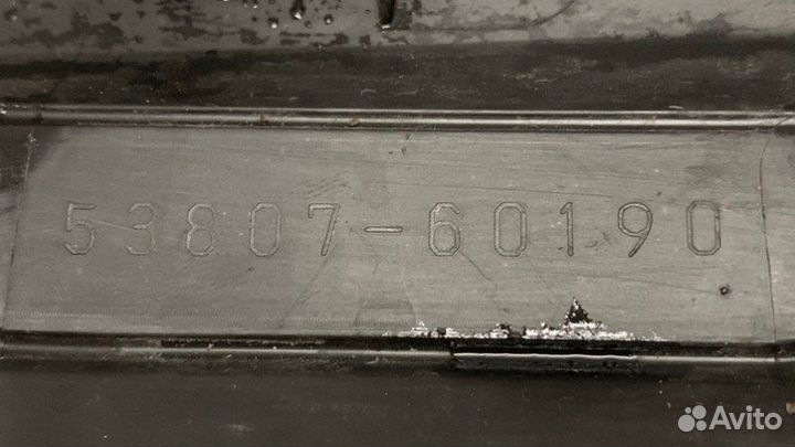 Накладка на крыло прав. перед. Toyota Land Cruiser